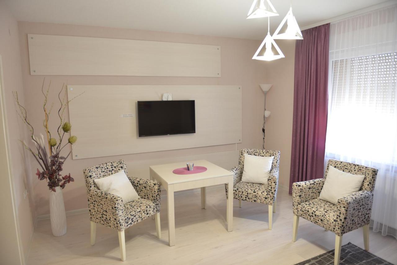 Apartmani Tomic Kladovo Exteriör bild