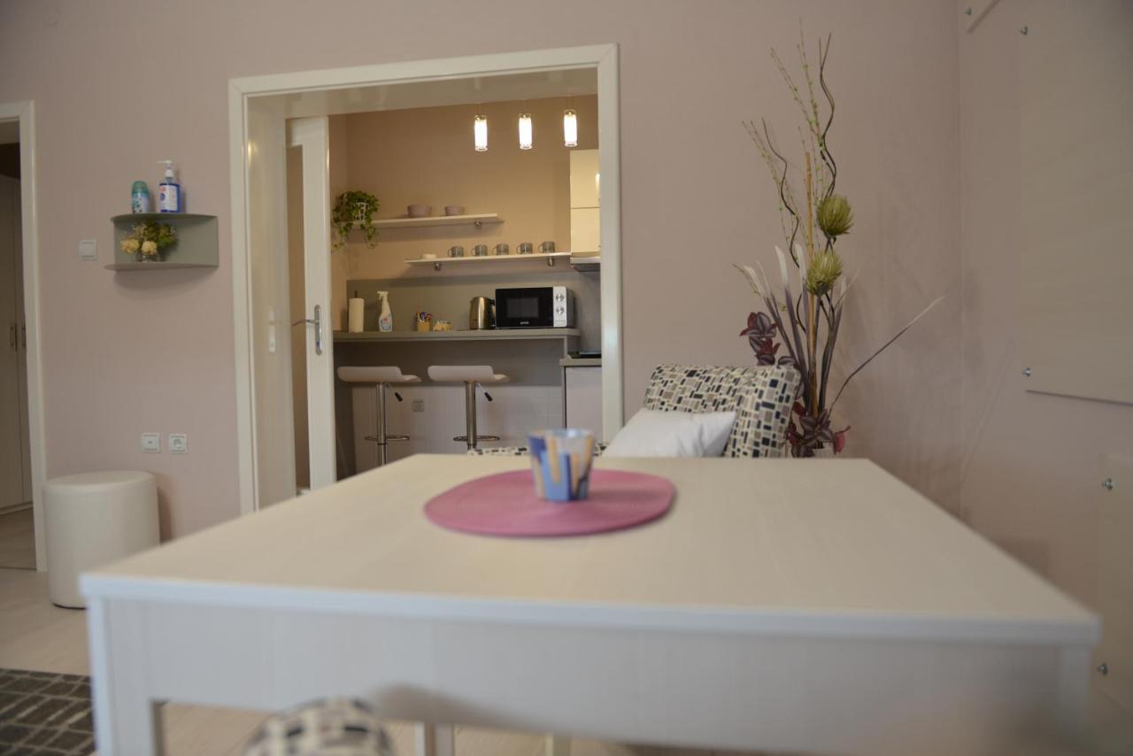 Apartmani Tomic Kladovo Exteriör bild