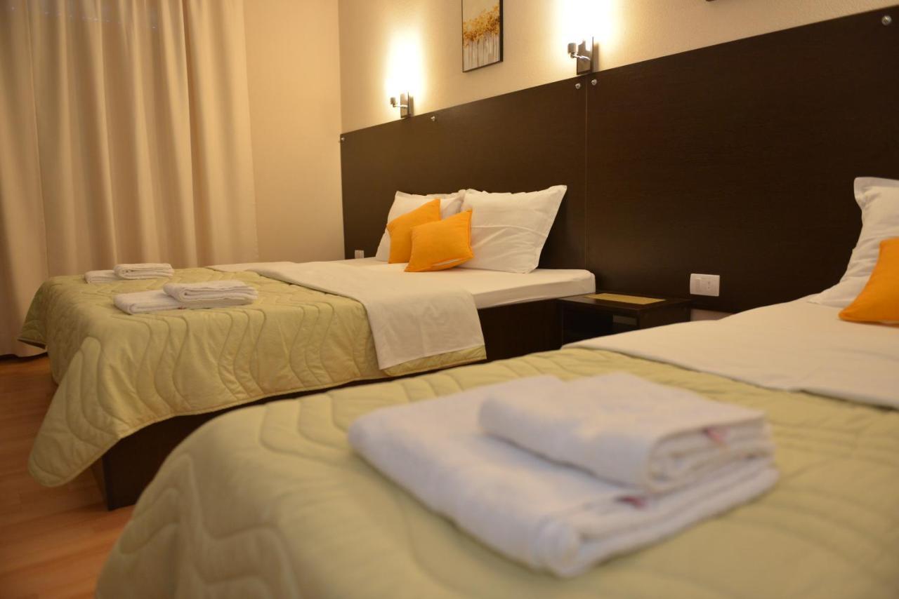 Apartmani Tomic Kladovo Exteriör bild