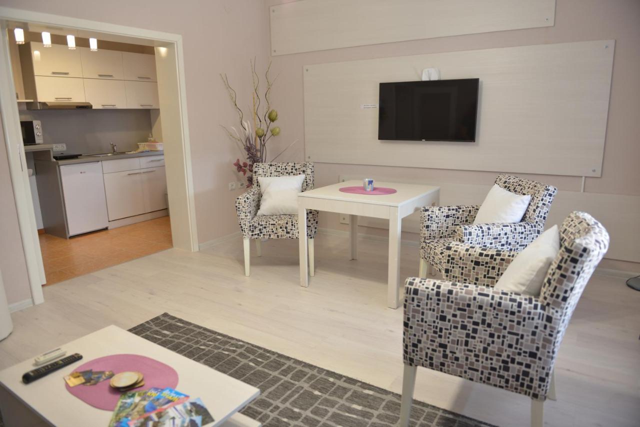 Apartmani Tomic Kladovo Exteriör bild