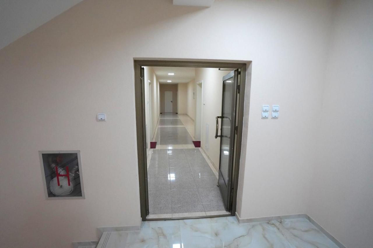 Apartmani Tomic Kladovo Exteriör bild