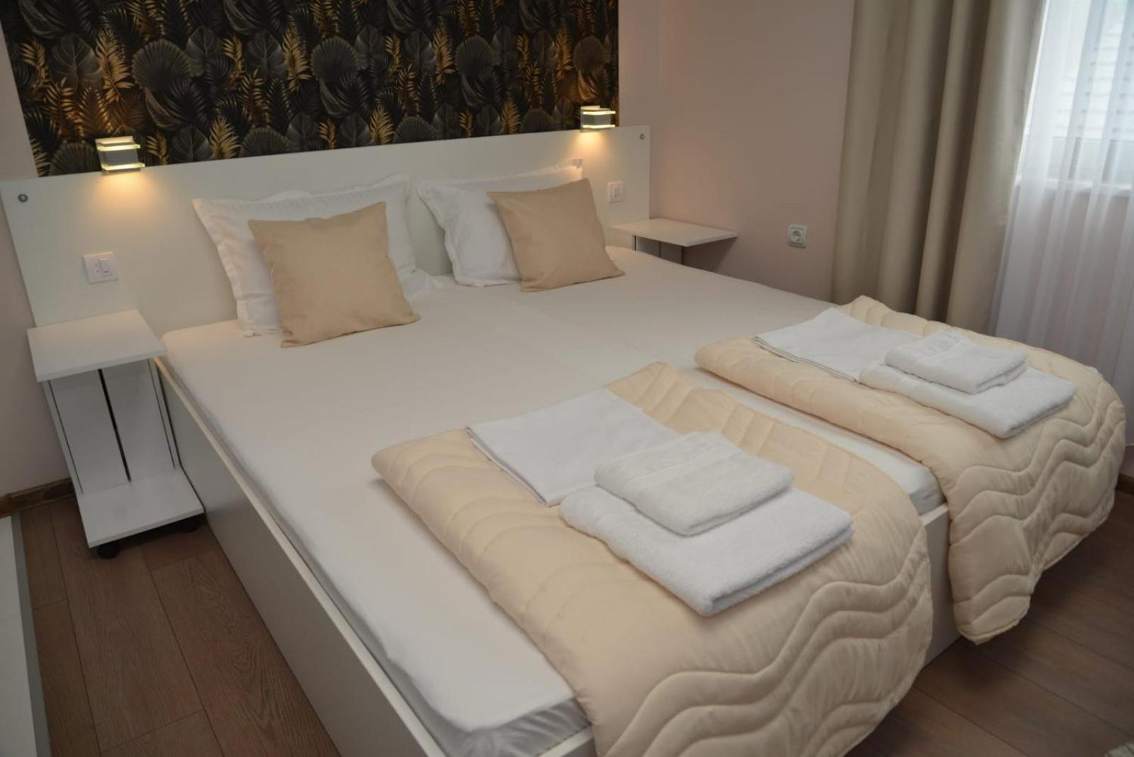 Apartmani Tomic Kladovo Exteriör bild